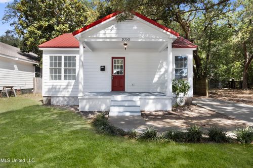 1050 Frank P Corso St, Biloxi, MS, 39530-1919 | Card Image