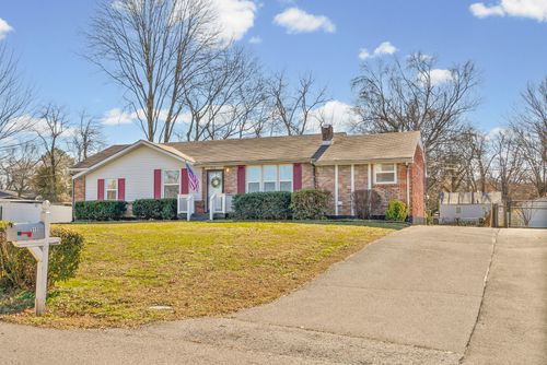 212 Jackson Rd, Clarksville, TN, 37042-6217 | Card Image