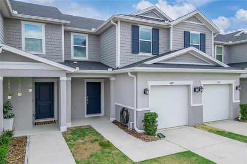 697 Stoney Point Cir, DAVENPORT, FL, 33896-7992 | Card Image