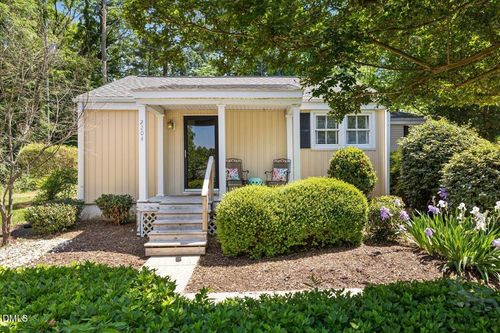 2204 Brewer Street, Raleigh, NC, 27608 | Card Image