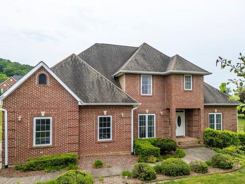 23047 Lone Eagle Dr, Bristol, VA, 24202-5047 | Card Image