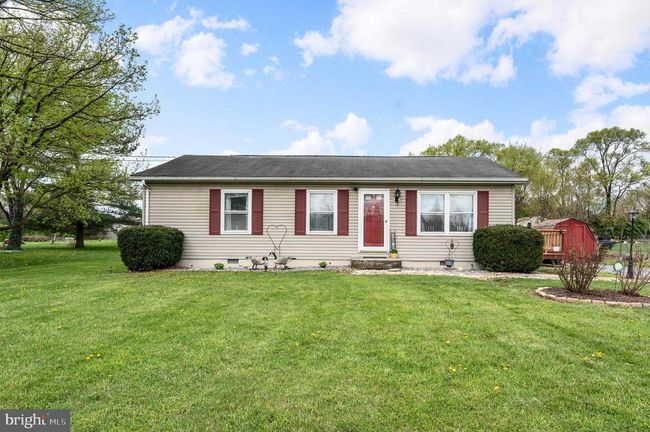 402 Fegan Rd, House other with 3 bedrooms, 1 bathrooms and null parking in BUNKER HILL WV | Image 28