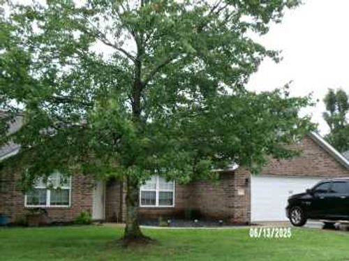 723 Pennington St, Lowell, AR, 72745-9590 | Card Image