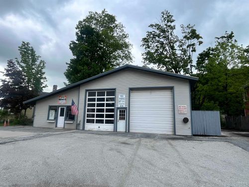 43 Conant Square, Brandon, VT, 05733 | Card Image