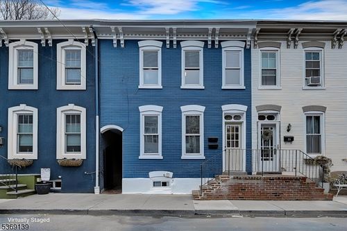 27 Swan St, Lambertville, NJ, 08530-1019 | Card Image