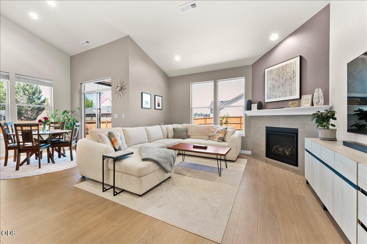 Residential in Eagle Point 4