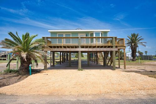 255 County Road 209 Gulfview N, Sargent, TX, 77414 | Card Image