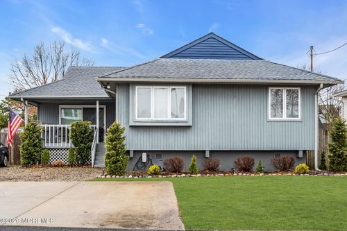 658 Driftwood Pl, Toms River, NJ, 08753-4622 | Card Image