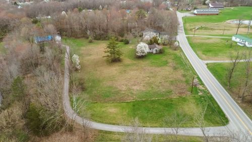 1957 Highway 490, East Bernstadt, KY, 40729-6809 | Card Image