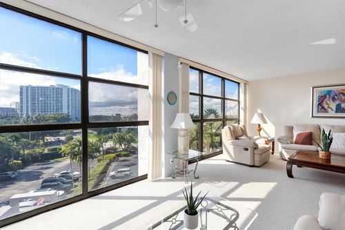 apt-601-600 Parkview Dr, Hallandale Beach, FL, 33009-2972 | Card Image
