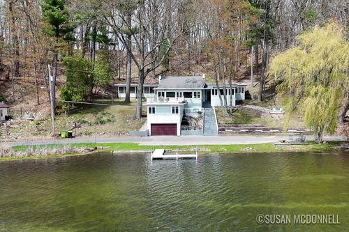 651 Baldwin Lake Dr, Greenville, MI, 48838-9132 | Card Image
