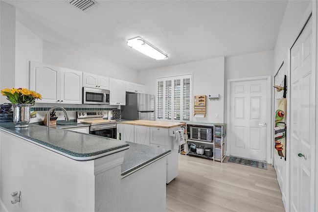 24004 Vincent Ave, House other with 3 bedrooms, 2 bathrooms and null parking in PUNTA GORDA FL | Image 14