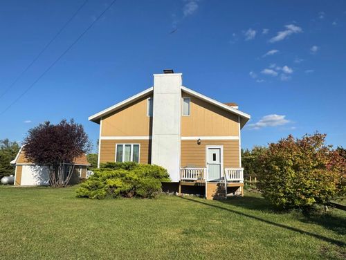 3 Hill Rd, Marion, KS, 66861-9366 | Card Image