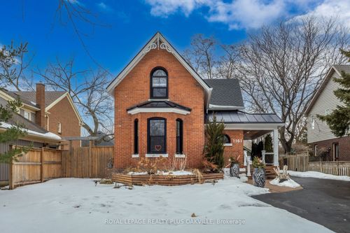 1161 Lockhart Rd, Burlington, ON, L7S1G8 | Card Image