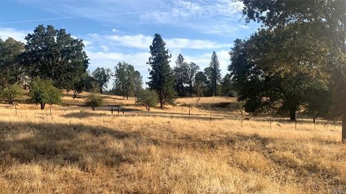 5644 Sierra Meadows Ln, Mariposa, CA, 95338-8000 | Card Image
