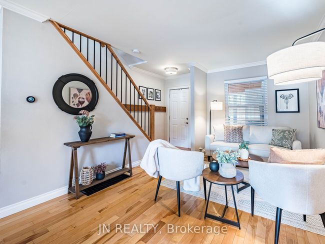 10 Roseheath Ave, House attached with 2 bedrooms, 2 bathrooms and null parking in Toronto ON | Image 9