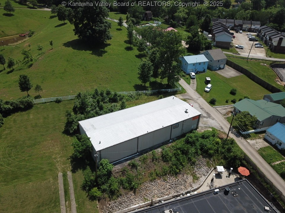 5042 Memory Hill Dr, Cross Lanes, WV 25313