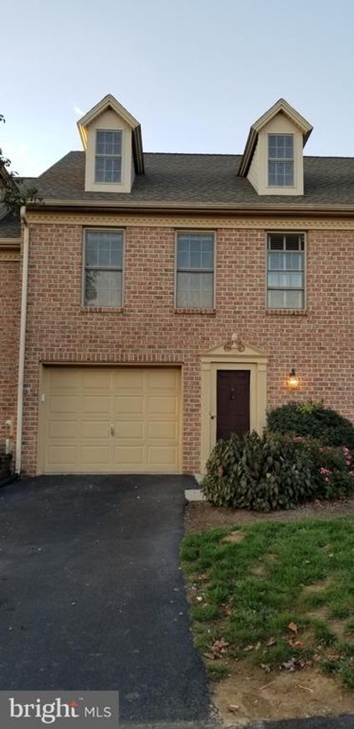 1284 Timber View Dr, Mechanicsburg, PA, 17050-9146 | Card Image
