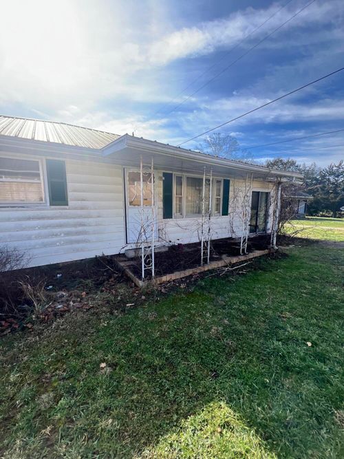 31 Ky 702, Sandy Hook, KY, 41171-8191 | Card Image
