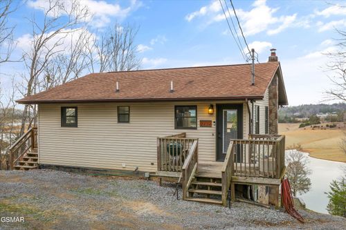 2739 Windy Cove Way, Sevierville, TN, 37876-5833 | Card Image