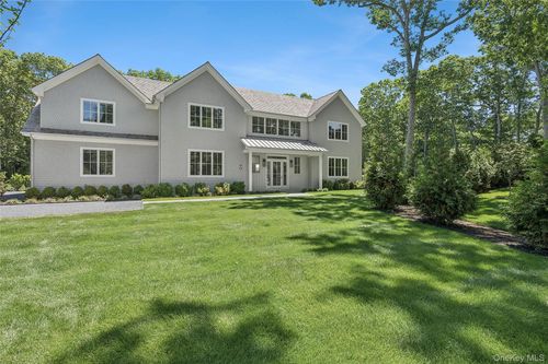 225 Norris Lane, Southampton, NY, 11932 | Card Image