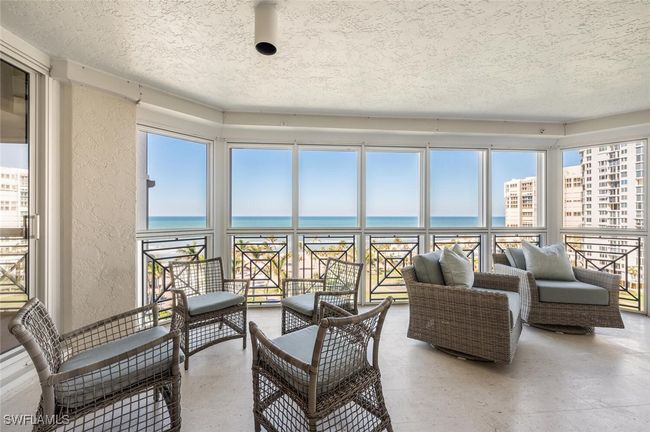 APT-702 - 4021 Gulf Shore Blvd N, Condo with 3 bedrooms, 3 bathrooms and null parking in NAPLES FL | Image 10