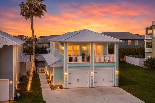 624 Banyan Beach Dr, Port Aransas, TX, 78373-5907 | Card Image