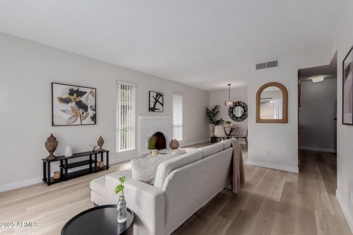 1625 W Village Way, Tempe, AZ, 85282-4445 | Card Image