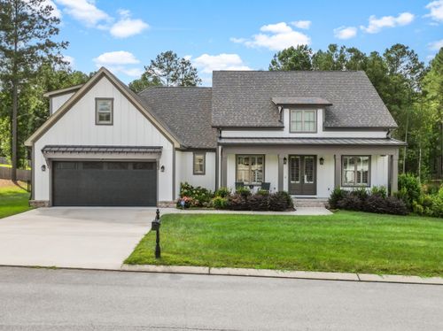 813 Equestrian Dr, Soddy-Daisy, TN, 37379-1704 | Card Image