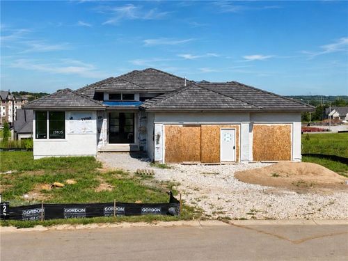 13705 Guilford Rd, Leawood, KS, 66224 | Card Image