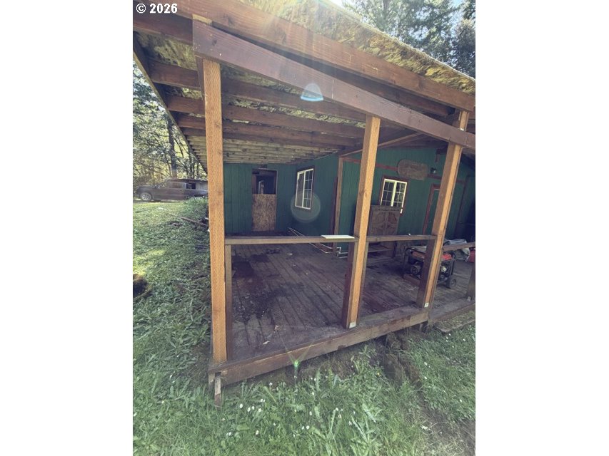 Residential in Reedsport 2
