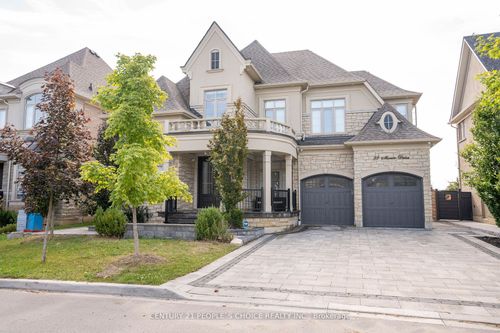 39 Munsie Dr, Nobleton, ON, L7B0N8 | Card Image