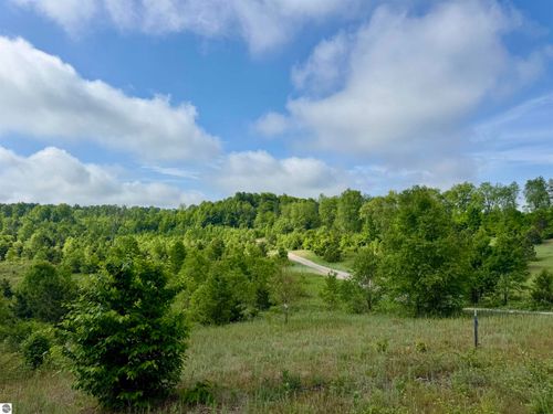 A5 & A9 E Kasson Rd, Maple City, MI, 49664 | Card Image