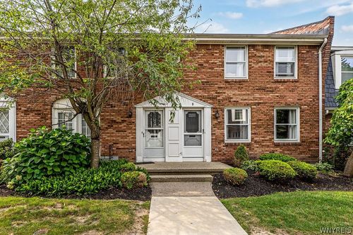d-50 Hamlin Sq, Amherst, NY, 14221-2551 | Card Image