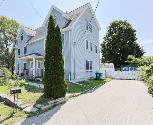 8 Whitins Rd, Sutton, MA, 01590 | Card Image
