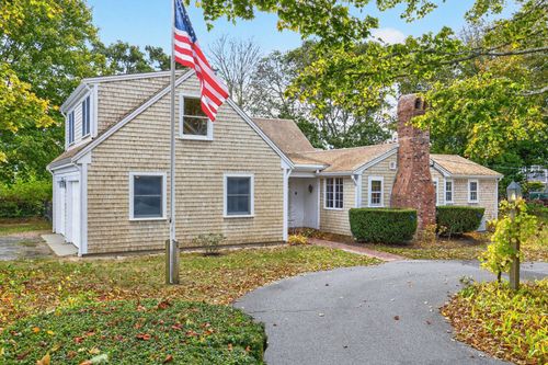 24 Hillcrest Rd, North Chatham, MA, 02650-1066 | Card Image