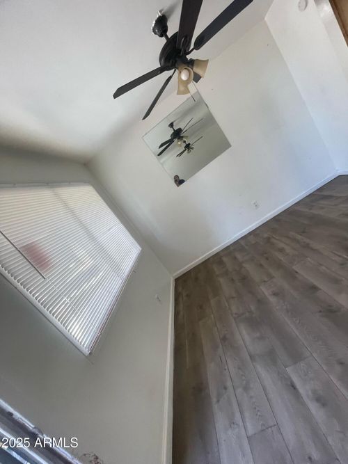 d-2698 N 43rd Ave, Phoenix, AZ, 85009-1081 | Card Image