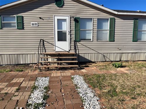 1139 Market St, Tye, TX, 79563-2543 | Card Image