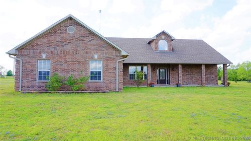 68 Country Hill Rd, Ardmore, OK, 73401-8703 | Card Image