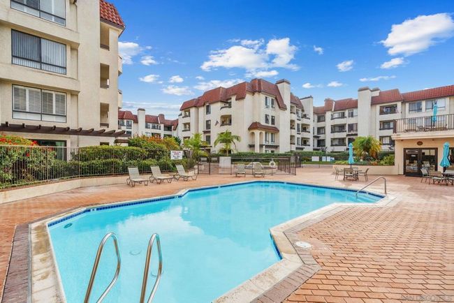 1301 - 5845 Friars Rd, Condo with 3 bedrooms, 2 bathrooms and 2 parking in San Diego CA | Image 25