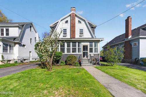 34 Marwill St, Albany, NY, 12209-1506 | Card Image