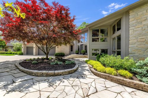215 Founders Ct, Gahanna, OH, 43230-5076 | Card Image