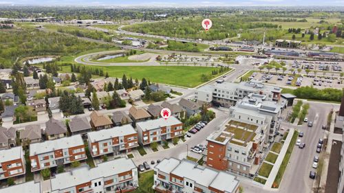 84 Shawnee Common Sw, Calgary, AB, T2Y0P9 | Card Image