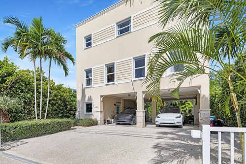 110 Dove Creek Dr, Tavernier, FL, 33070-2922 | Card Image