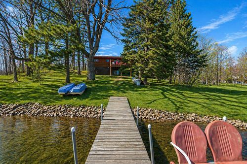 18986 Captive Lake Rd, Garrison, MN, 56450-8638 | Card Image
