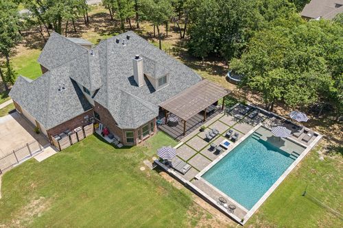 126 Ranch Creek Dr, Azle, TX, 76020-1594 | Card Image