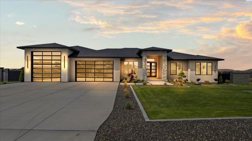 15164 S Furlong Ln, Kennewick, WA, 99338-5575 | Card Image