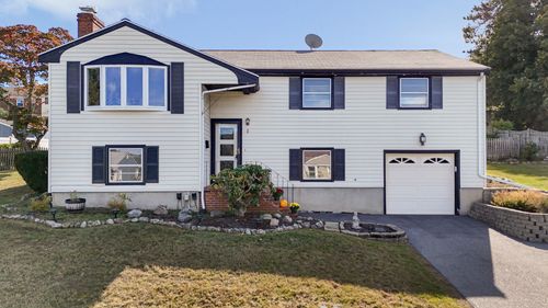 1 George Avenue, Peabody, MA, 01960 | Card Image