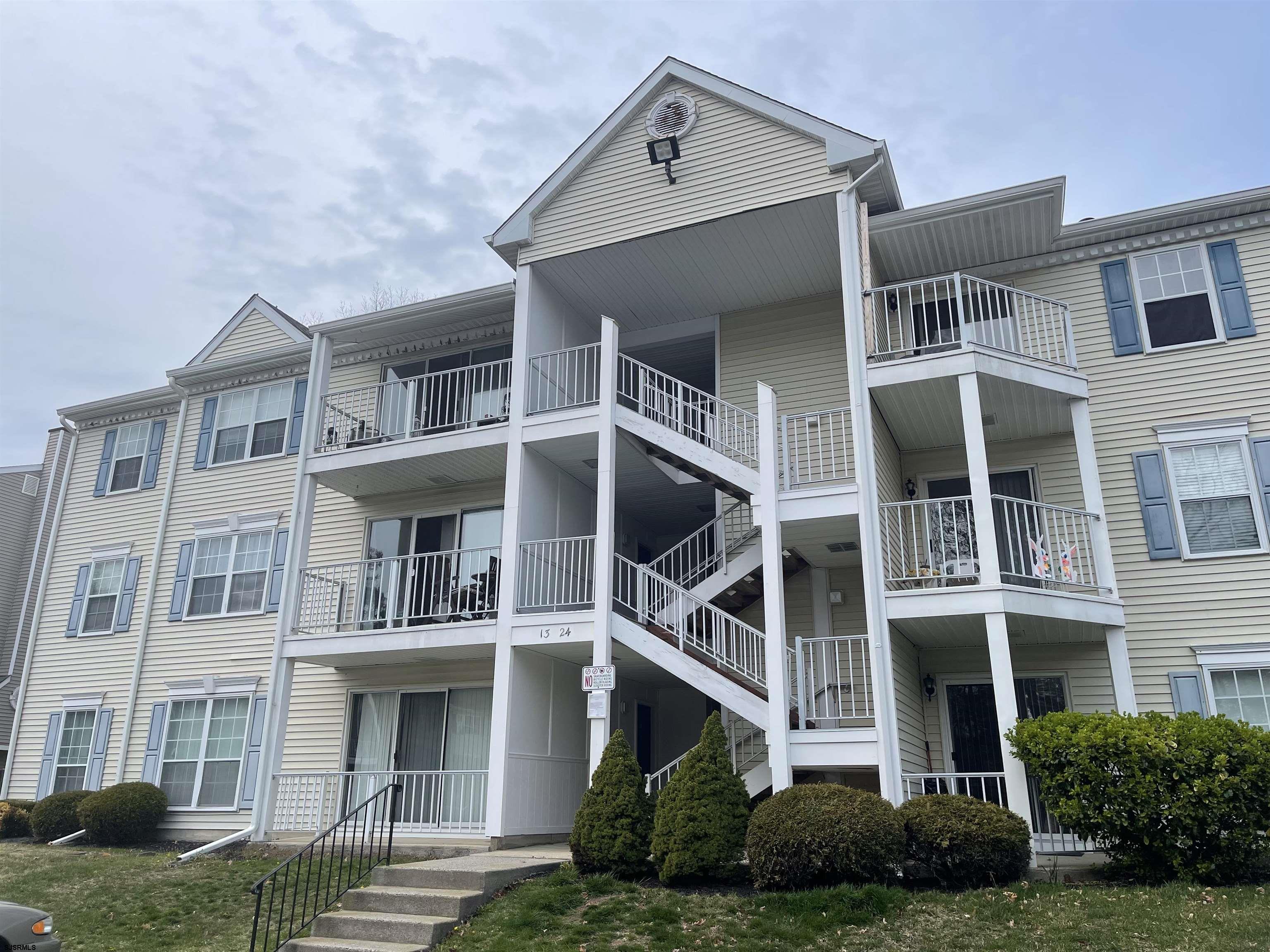 Arapaho Pl, Galloway, NJ 08205