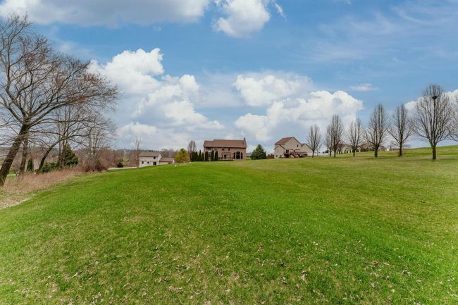 585 Overlook Pass, House other with 5 bedrooms, 4 bathrooms and null parking in Fredonia WI | Image 55